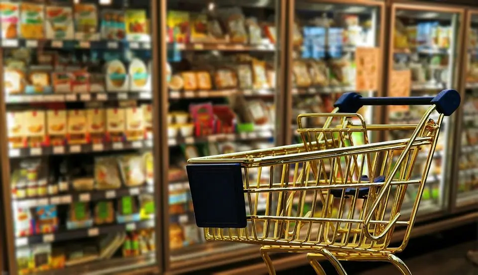 Aussie Dollar breaks 0.70 as RBA inflation warning fuels two-week high