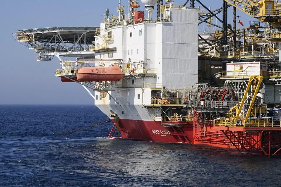 Europe Is Now Seriously Rethinking Its Oil Refinery Phase Down
